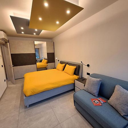 Quinta Stella Apartment Tirano Ngoại thất bức ảnh